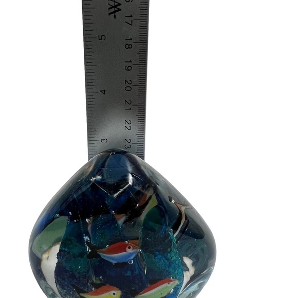 VINTAGE CORAL REEF AQUARIUM COLLECTIBLE PAPER WEIGHT - Picture 6 of 8